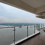 Bay Laurel, Country Garden Danga Bay Homestay By Welcome Home