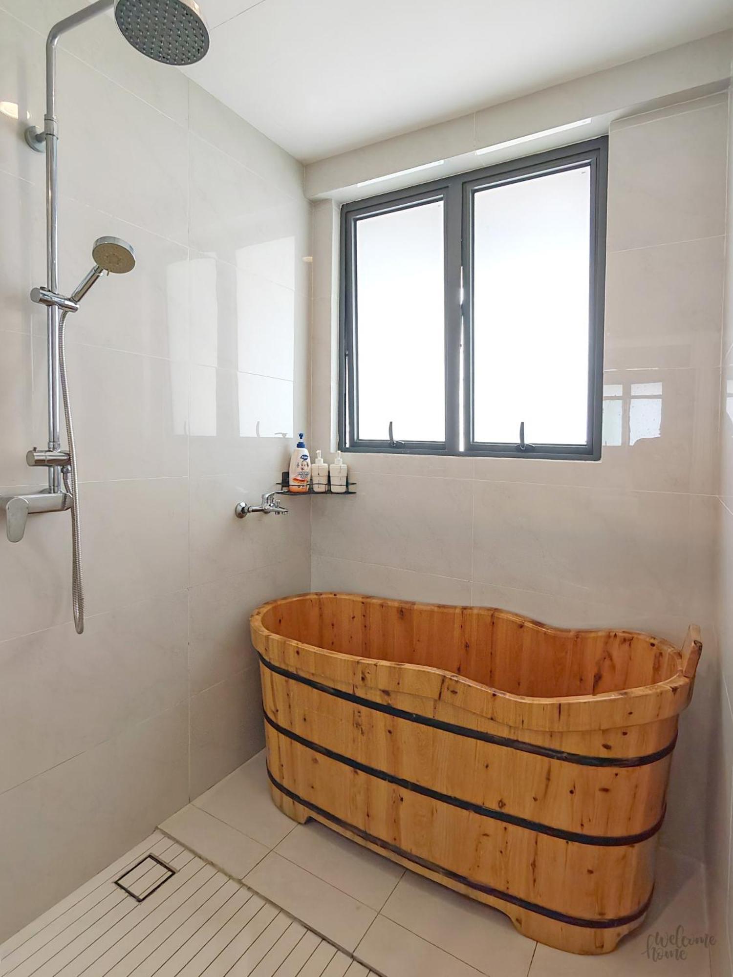 Bay Laurel, Country Garden Danga Bay By Welcome